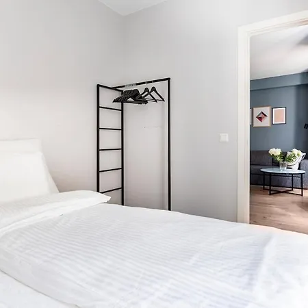 Apartment 3 Bedroom At The Heart Of Gruenerlokka *