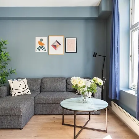 3 Bedroom At The Heart Of Gruenerlokka Apartment *