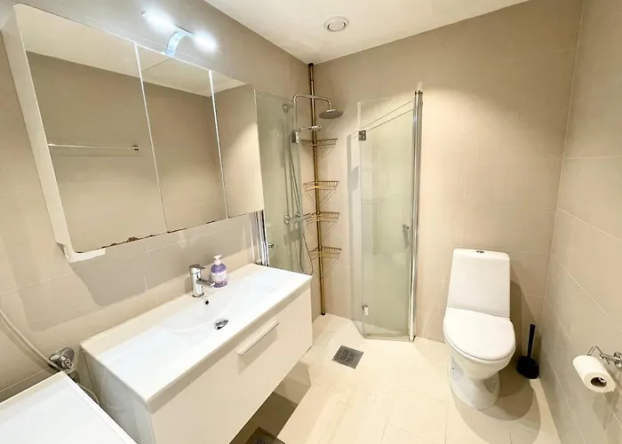 3 Bedroom At The Heart Of Gruenerlokka